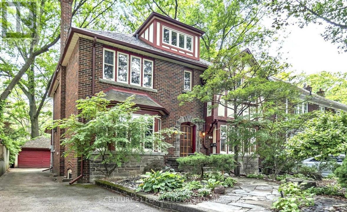 7 WILGAR ROAD, Toronto (kingsway South), Ontario M8X 1J3, Canadá