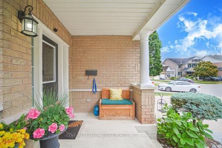 1217 LEACOCK COURT, Oshawa, Ontario L1K 2R3, Canada
