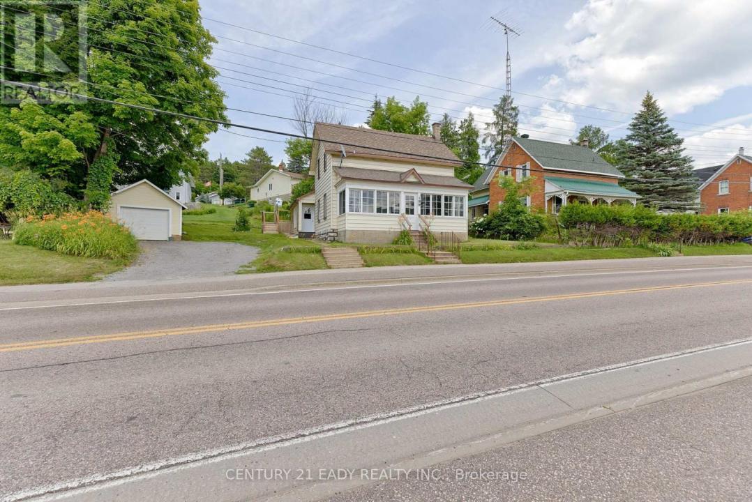 199 BONNECHERE STREET WEST, Bonnechere Valley, Ontario K0J 1T0, Canadá