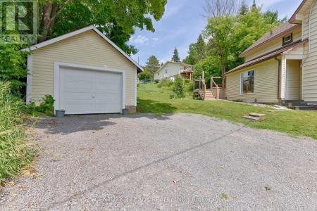 199 BONNECHERE STREET WEST, Bonnechere Valley, Ontario K0J 1T0, Canadá