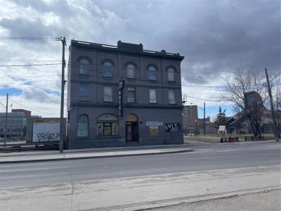 186 HIGGINS AVENUE, Winnipeg, Manitoba R3B 3G5, Canadá