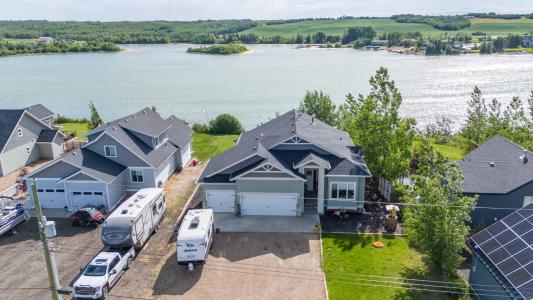 121 SANDY BEACH, Sandy Beach (sask), Saskatchewan S9V 0Y2, Canada