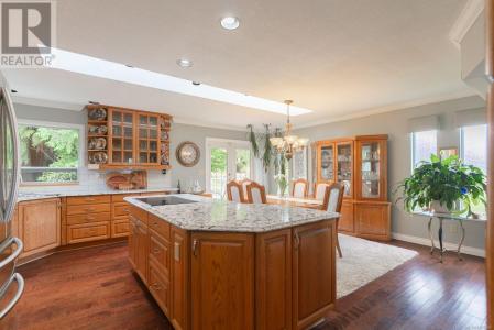 450 DAVIS ROAD, Ladysmith, كولومبيا البريطانية V9G 1V5, كندا 