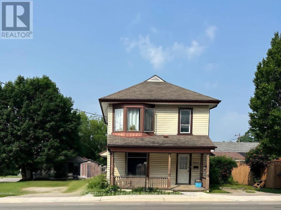 125 HURON STREET, Woodstock (woodstock - North), オンタリオ N4S 6Z6, カナダ