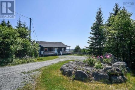 54 OLD TRUNK ROAD, Oyster Pond, Nouvelle-Écosse B0J 2L0, Canada