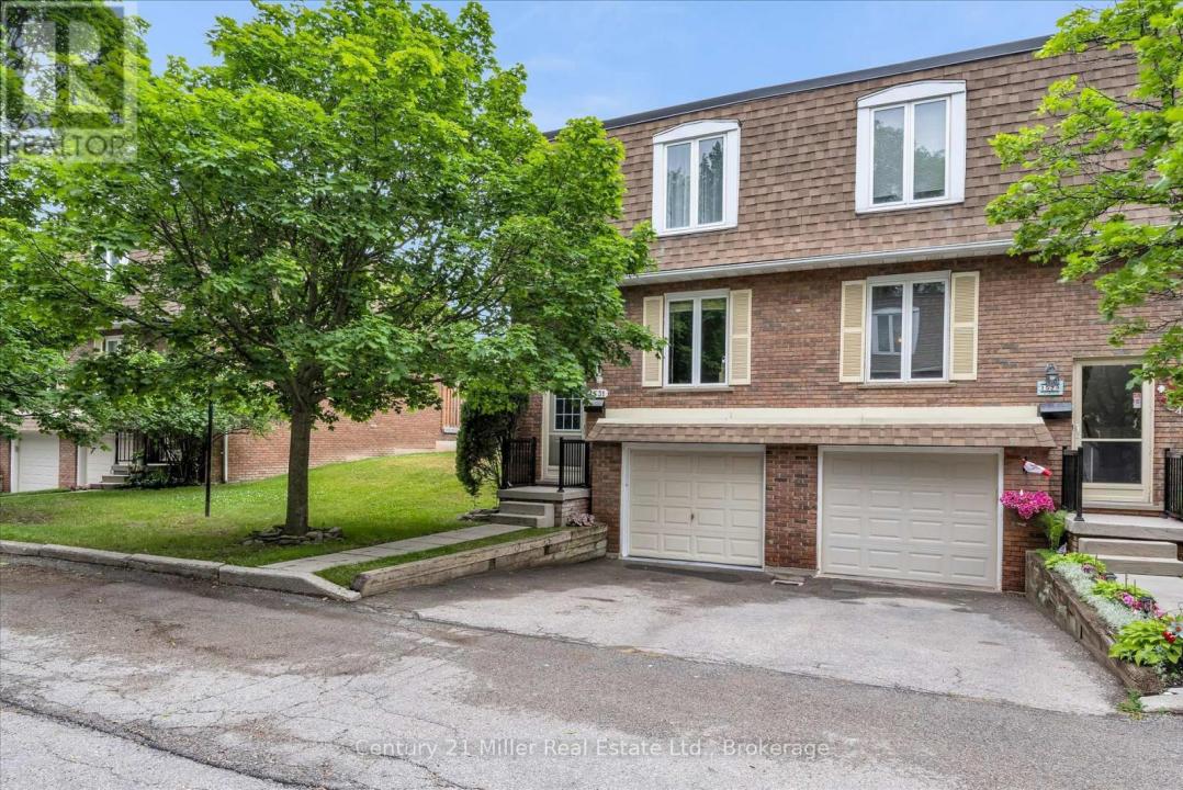 1531 WESTMINSTER PLACE, Burlington (mountainside), Ontario L7P 2B4, Canadá