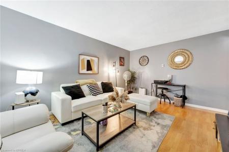 362 GREY STREET, Brantford, 온타리오주 N3S 4X4, 캐나다