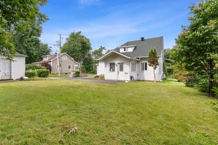 42A Boul. Salaberry N., Châteauguay, Québec J6J 4J9, Canada