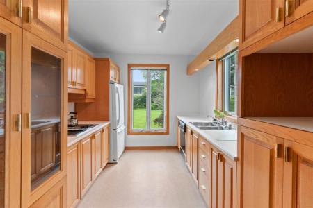 42A Boul. Salaberry N., Châteauguay, Québec J6J 4J9, Canada