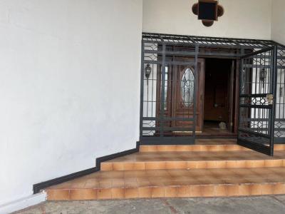 50 metros suroeste de la Rotonda El Farolito. casa #2967, Escalante Carmen San José, San José 00001, Costa Rica