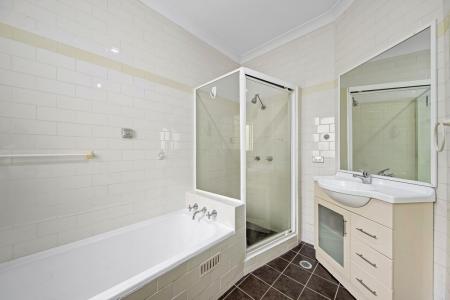 8/13 Station Street, Naremburn, NSW 2065, Avustralya