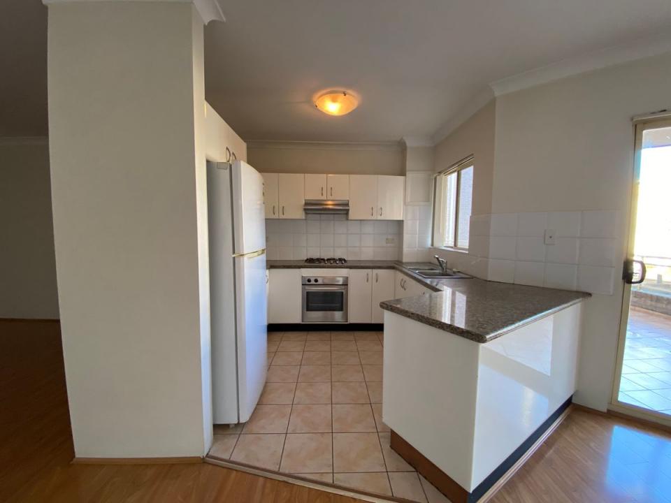 12/21-27 West St, Hurstville, NSW 2220, 澳大利亚