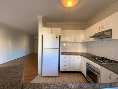 12/21-27 West St, Hurstville, NSW 2220, 澳大利亚