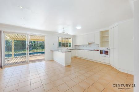 64 Cunnington Street, Bundaberg East, QLD 4670, Australia