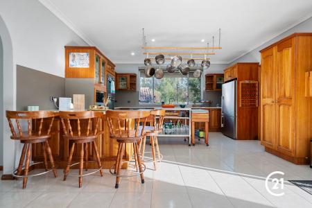 5 Cranbrook Crescent, Killarney Vale, NSW 2261, Australia