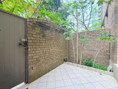 12/5 Help Street, Chatswood, NSW 2067, Australia