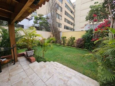 JUAN ELESPURU , Lima, Lima 00001, Peru