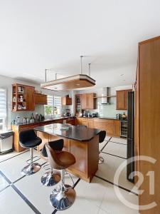 Villecresnes, Île-de-France 94440, فرنسا