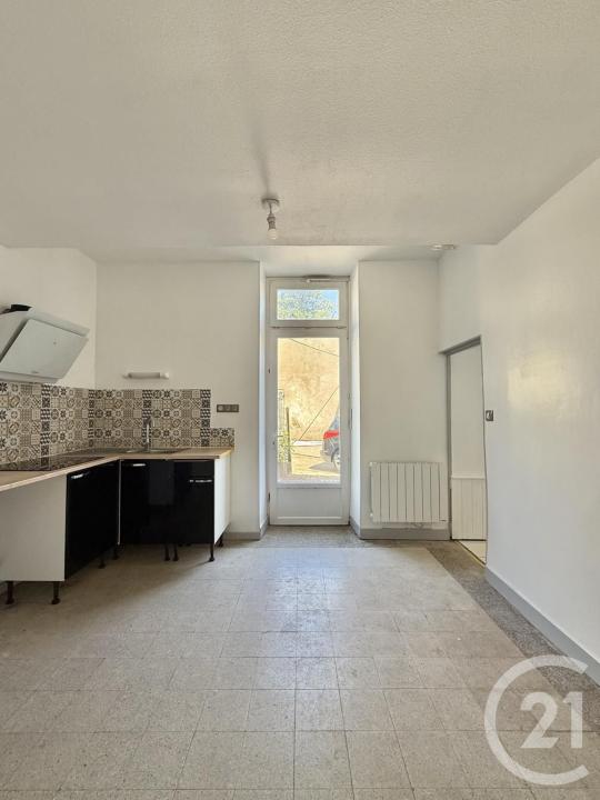 Moulins, Alvernia 03000, Francia