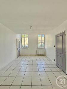 Moulins, Alvernia 03000, Francia