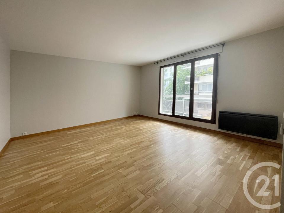 Courbevoie, Île-de-France 92400, France