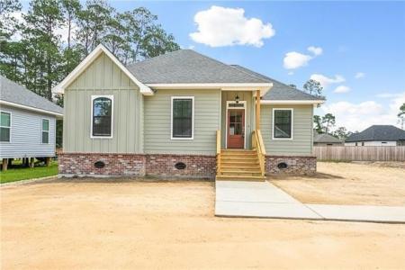60408 AQUA Lane, Lacombe, Louisiana 70445, USA