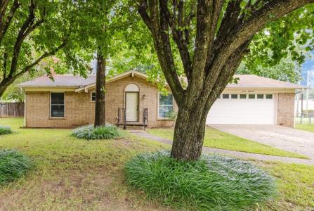 2412 Denise Drive, Benton, Arkansas 72015, USA