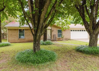 2412 Denise Drive, Benton, ארקנסו 72015, ארצות הברית של אמריקה 