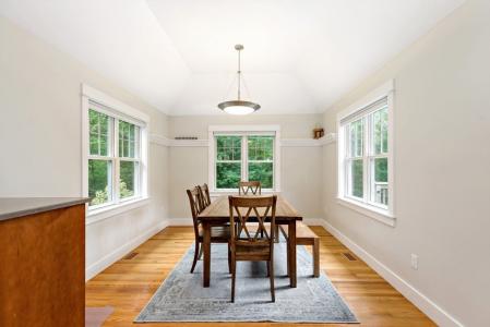 33 Overlook Circle, Plymouth, Massachusetts 02360