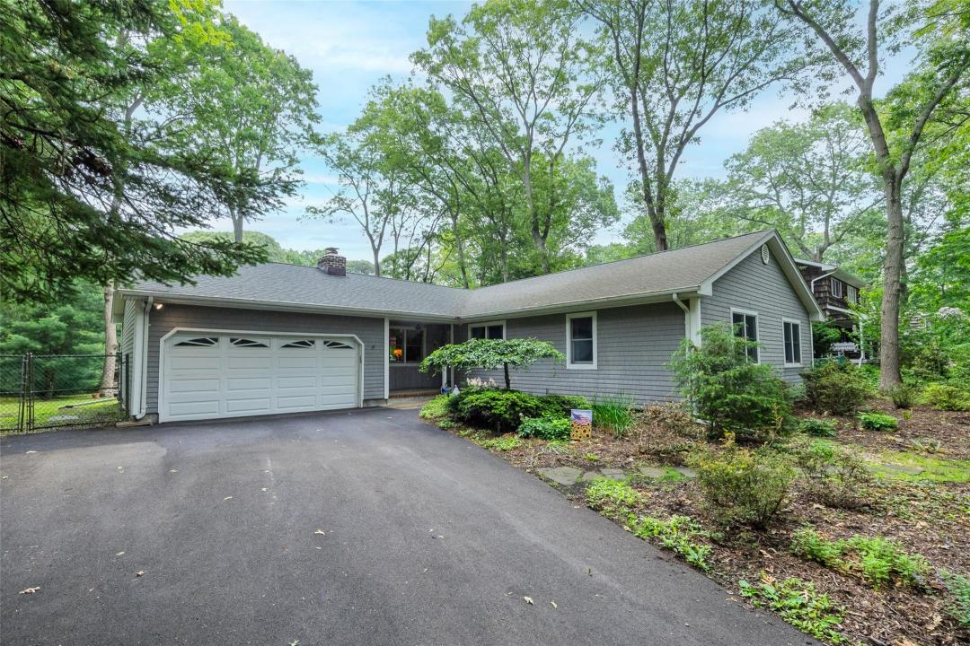 101 Wilson Drive, Port Jefferson Village, Нью-Йорк 11777, Соединенные Штаты