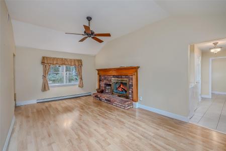101 Wilson Drive, Port Jefferson Village, Нью-Йорк 11777, Соединенные Штаты