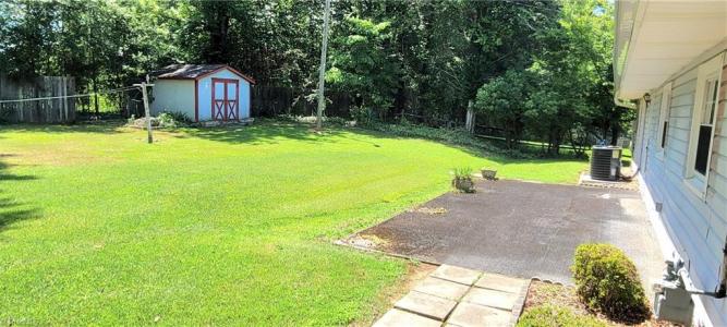 1210 Ellerbe Ct, Eden, North Carolina 27288