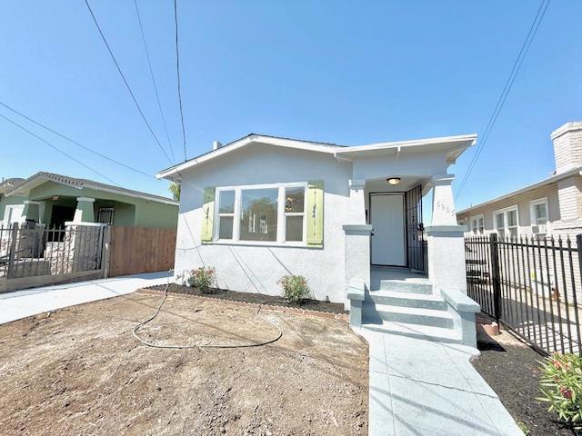 6905 Halliday Avenue, Oakland, Kalifornien 94605, USA