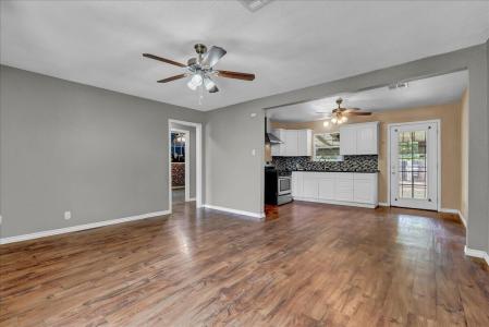 909 N 2nd Street, Porterville, California 93257
