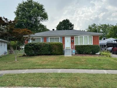 8024 N Blake Ln, Louisville, Kentucky 40258, USA
