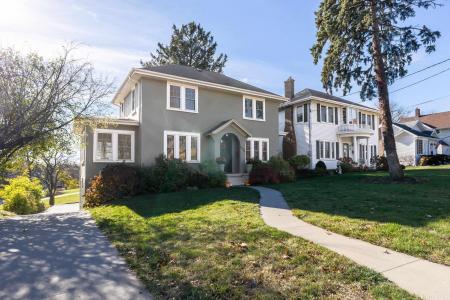 1740 Plymouth Court, Dubuque, Iowa 52003, USA