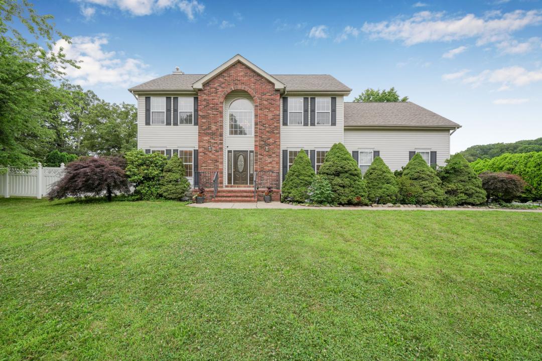 2 Eileen Court, Parsippany, New Jersey 07054