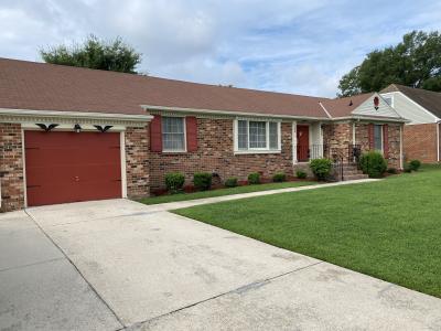 1249 Riveroaks Dr, Colonial Heights, Virginia 23834, USA