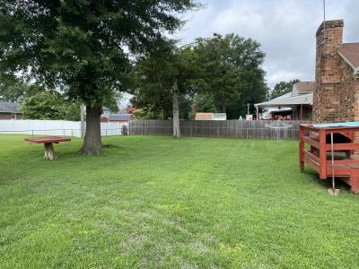 1249 Riveroaks Dr, Colonial Heights, 維吉尼亞州 23834, 美國