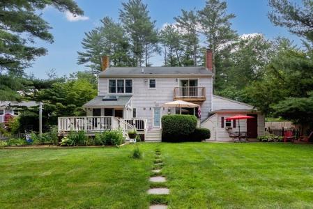 1 Pine Needle Lane, Plymouth, Massachusetts 02360, Estados Unidos