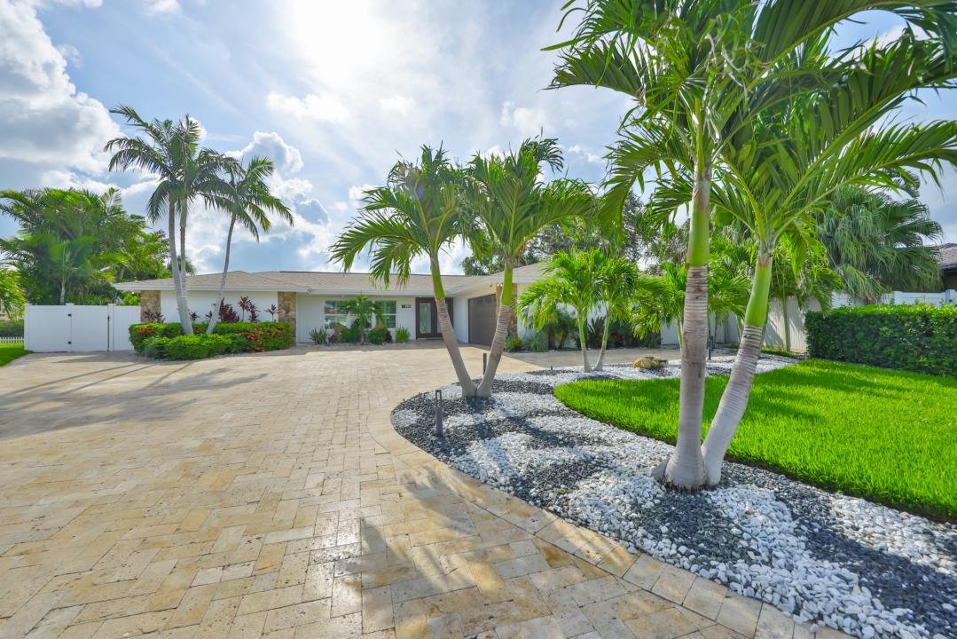 101 Poinciana Ln, Largo, Florida 33770, USA