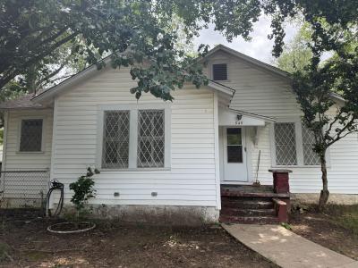 549 Brookside Dr., Jacksonville, Texas 75766, USA