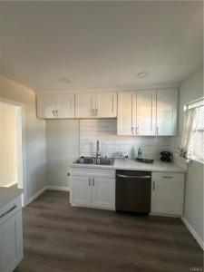 713 E 104th st, Los Angeles, California 90002, Stati Uniti