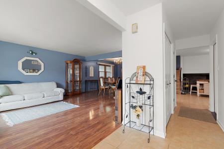 16401 Prairie Drive, Tinley Park, Illinois 60477, États-Unis