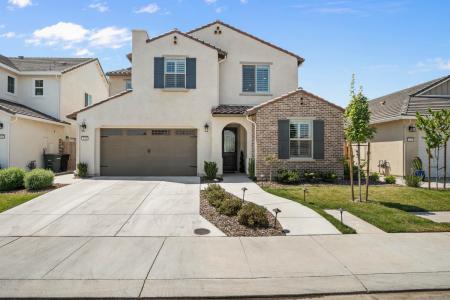 2050 Starwood Drive, Riverbank, California 95367, Estados Unidos