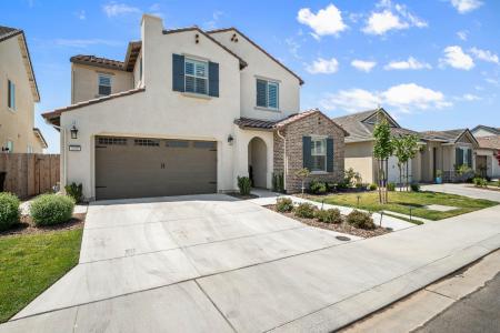 2050 Starwood Drive, Riverbank, California 95367, Estados Unidos