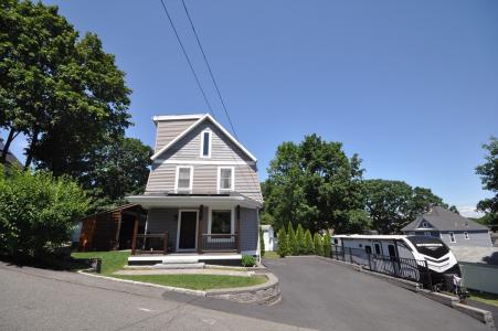 7 Clifton Ave, Saugus, Massachusetts 01906, USA