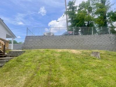 225 BARNETT DRIVE, Tazewell, Virginia 24651, HOA KỲ