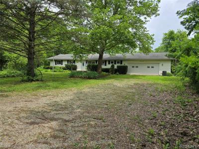 10627 7 Mile Road, Northville, Michigan 48167, USA