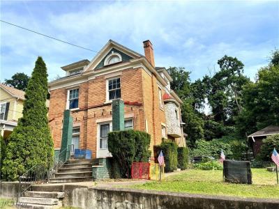 812 Bradshaw, East Liverpool, Ohio 43920, USA